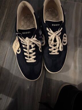 Gucci Men's Navy Suede & Canvas Sneakers with Cream Accents code#791742 14 03H
